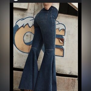 Free People Float On Bell Bottom Flare jeans